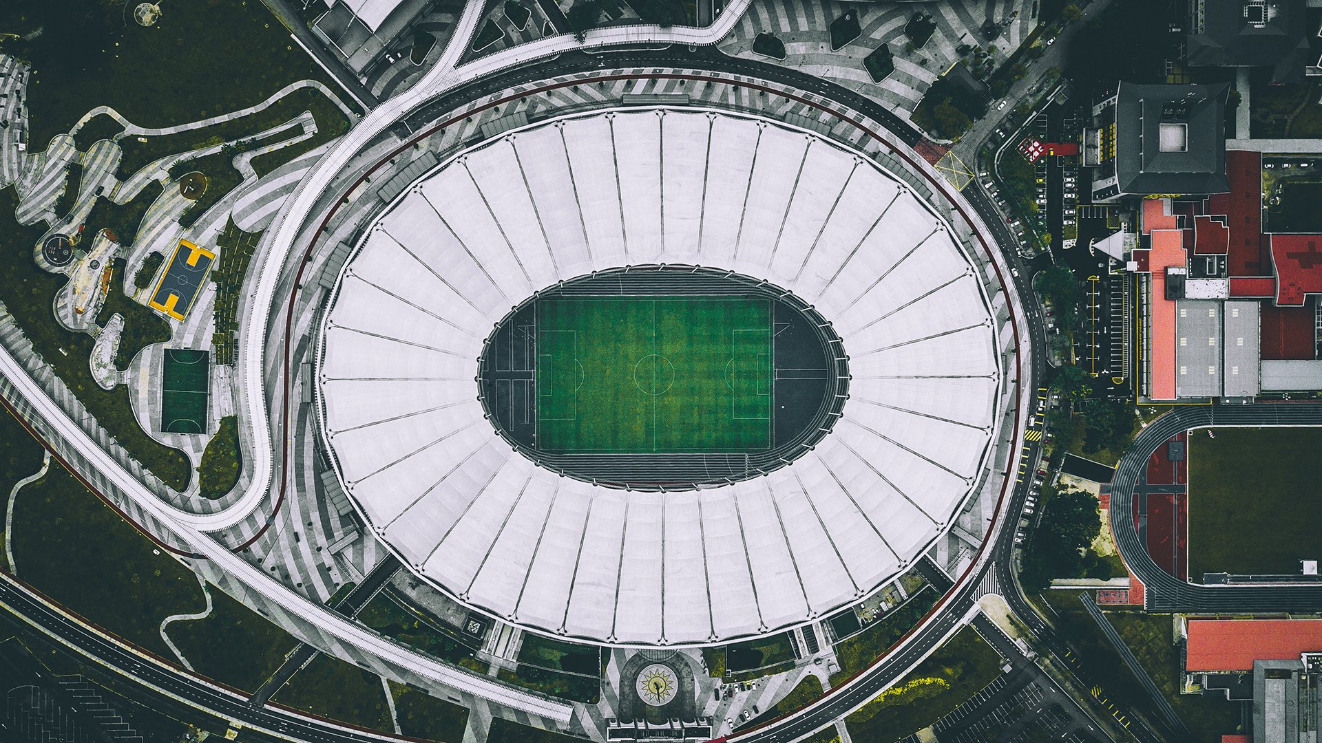 开云体育世界杯-沙漠绿洲上的铁血对决，2026世界杯E组，阿方索·戴维斯用强硬定义唯一性